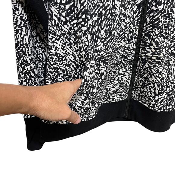 Athleta Triumph Printed Hoodie Sweatshirt Sweat Jacket Windstorm Full Zip - Picture 6 of 10
